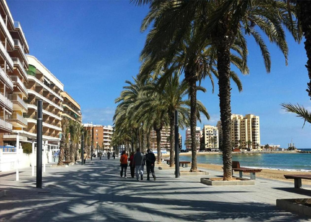 Arturento 1-Bed Apartment in Torrevieja near Beach Exterior foto