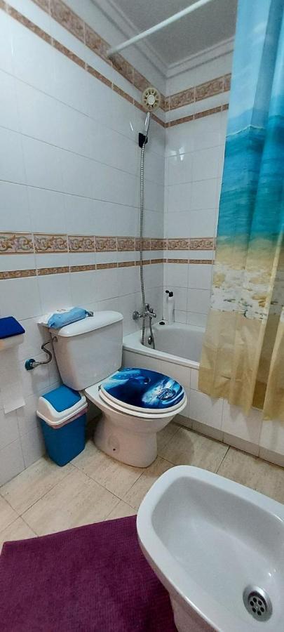 Arturento 1-Bed Apartment in Torrevieja near Beach Exterior foto
